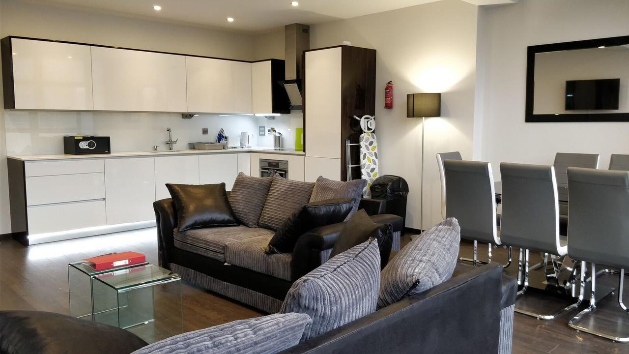 Апартаменты Access Tower Hill Лондон Экстерьер фото